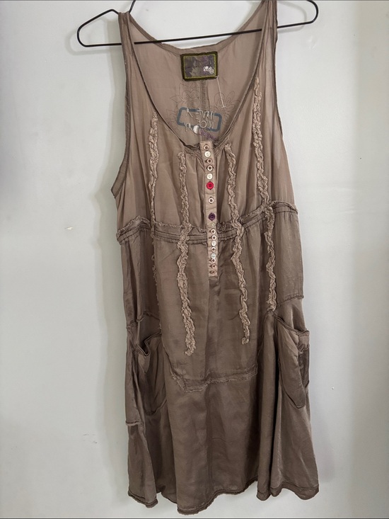 Desigual Dresses & Skirts - Desigual Taupe Floral Embroidered Button-Front Dress silk